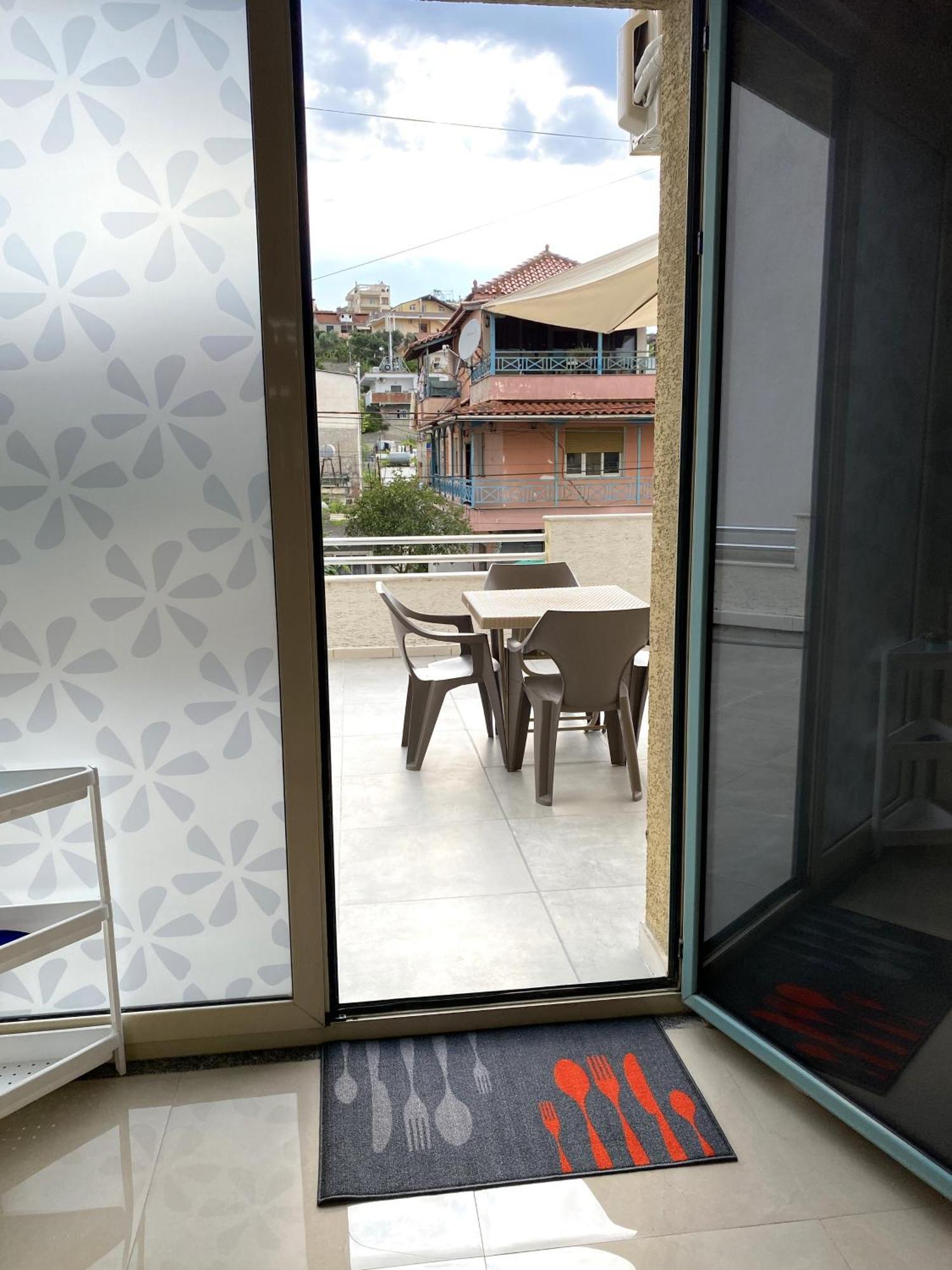 Tinas Rooms Дуррес Экстерьер фото
